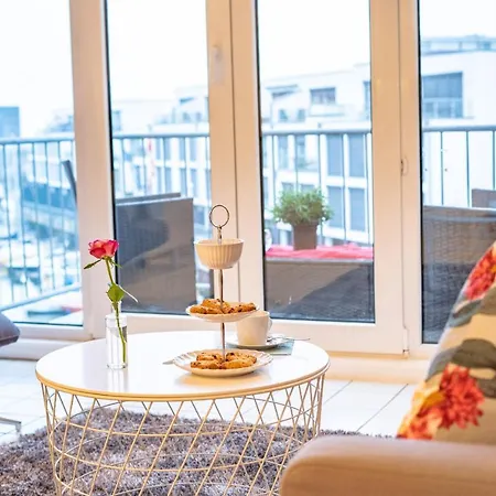 Marina View شقة *